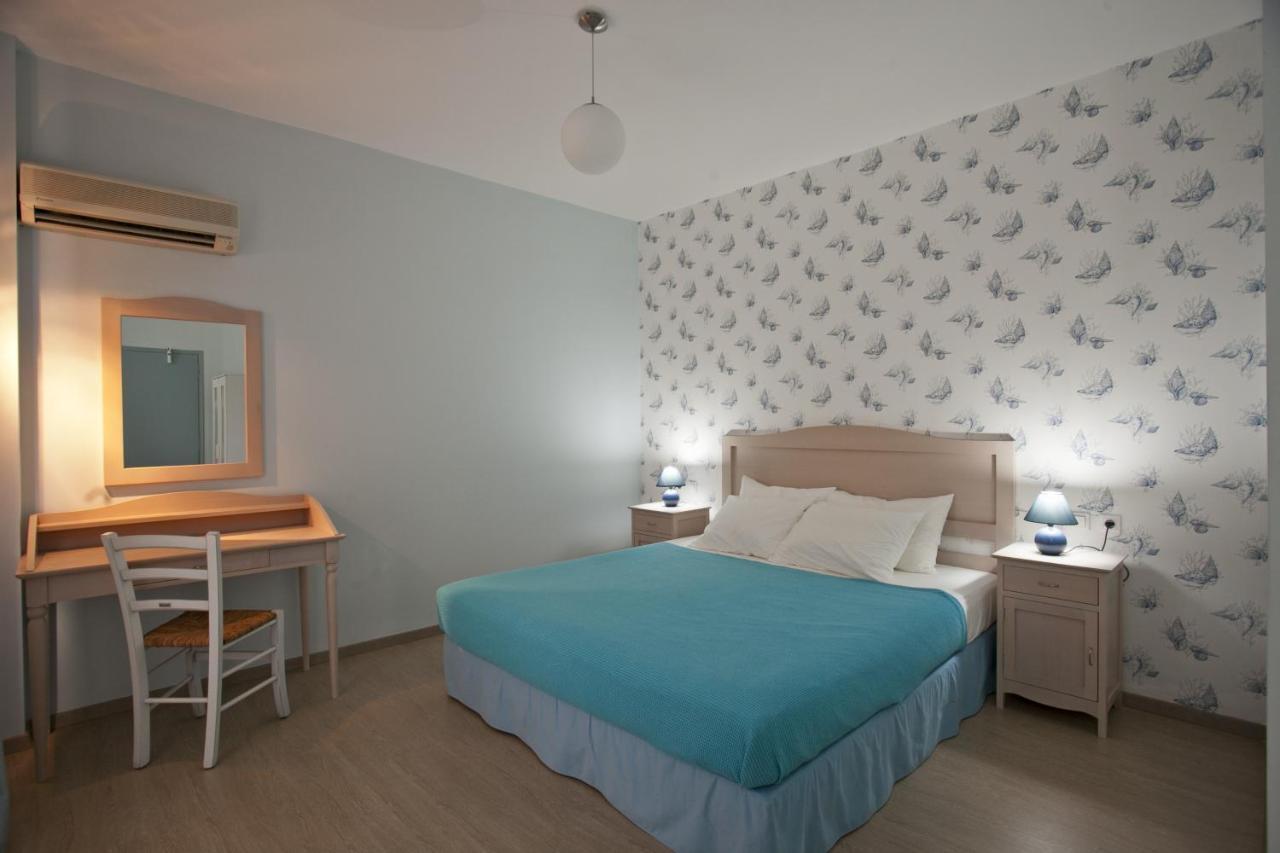 Valente Perlia Rooms Poros Town Exterior photo